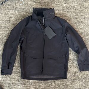 VEILANCE Field Jacket in size Small brand new